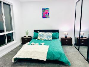 Modern 4 Bed 4 Bath Family friendly Villa