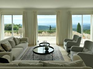 Luxury Home With Sea Views In Tourrettes-Sur-Loup