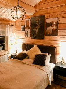 Mountain-Close Cabin With Panoramic View