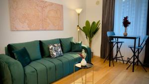 Aviatiei Park Haven - Stylish 1BR Apartment with Balcony