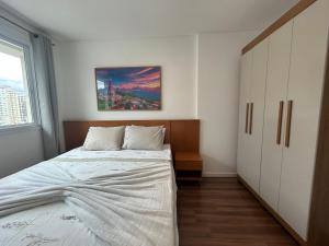 Apto 3 quartos garagem e churrasqueira