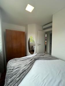 Apto 3 quartos garagem e churrasqueira