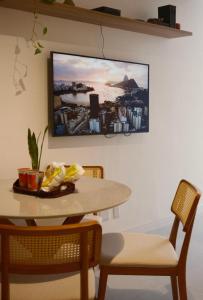 Apê Tetê - excelente apartamento com 3 quartos a poucos minutos da praia de Copacabana