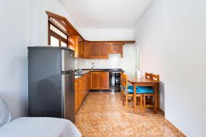 Home2Book Family House with Terrace in Las Maretas