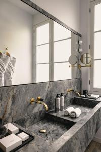 1.75 Paris La Source