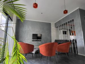 EMLAVIE - Maison familiale OU Loft SPA - à 3km Futuroscope