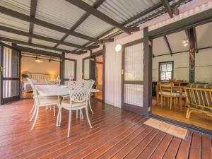 Eagles Call Cottages and Tent