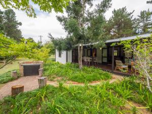 Eagles Call Cottages and Tent