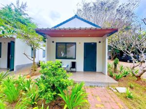 Khu Camping & Homestay Ven Biển