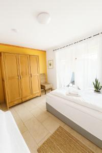 SUNNYHOME Ferienwohnung am Brückelsee