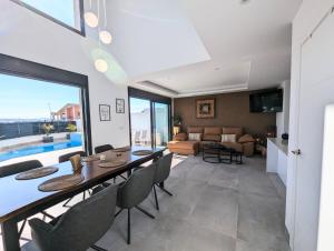 R-40-A Lujo con jacuzzi