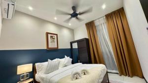 Comfy 2BR with FREE Parking at Neu Suites by OKBnB
