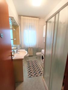 Trilocale piano terra con doppi servizi Piazza Aurora