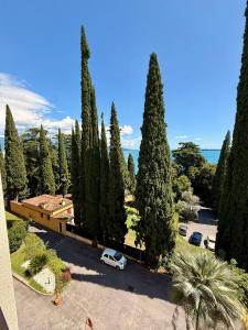 Relais Villa Alba - Gardone Riviera - by Host4U