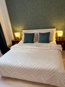 N&N City Nest Apartment