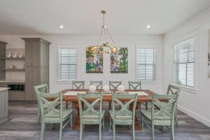 Aviary- New! Sleeps 24! Oceanview! 5 min to beach!