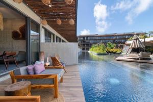 2BR Swimout KingBeds Rooftop Gym Pool