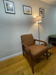 Square Studio with Kitchen -Shared Bathroom