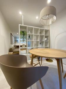 尾道 一軒家貸切尾道観光 JR松永駅徒歩1分MAX6人 Cozy Entire House Great for Onomichi Sightseeing! 1-Min Walk from JR Matsun 3星级 住宿 大堂