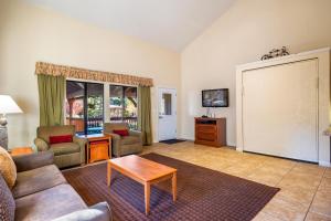 Aspen-Boardwalk by Roundhouse Resort and Spa