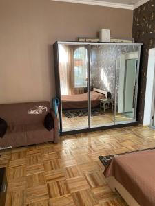 Апартаменти 1-кімнатні в центрі, метро Майдан Незалежності