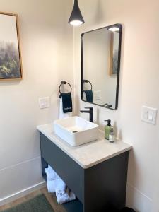 Romantic Hideout I Bay Access I Near Tidal Falls