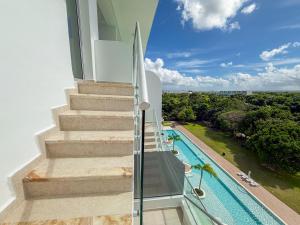 Cana Rock Penthouse Golf Views & Infinity Pool