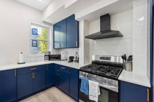 Elegant Home w Patio | In-Unit Laundry Near NYC