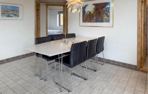Three-Bedroom Holiday Home In Ebeltoft