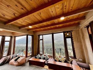 Meletowoods Manali