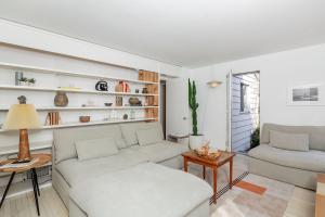 Cowhill Cottage by Rove Home with Pool & Lounge