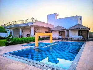 The Starlight Farm- Poolside Tent Stay in Jaipur