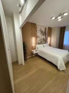 ELIOS LIVING - Modern comfort, walking distance to city center & 200m to the beach