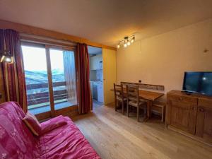 Appartement ski-inout, proche ESF et commerces, animaux acceptés - FR-1-356-530
