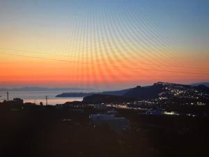 Blue Domes Escape - Stylish Santorini Stay