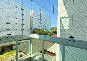 RefugioBacutia- Prédio FRENTE MAR Bacutia- 6 pessoas- 3 Quartos com AR sendo 1 suite - varanda- sala de estar e jantar Ampla -Piscina e Sauna no Prédio