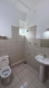 Cozy Clifford Homagama