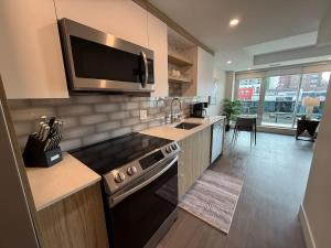 Modern & spotless 1 BR downtown with 6 appliances