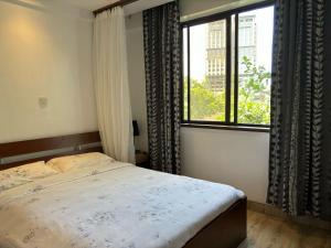 Groove Suites Studios