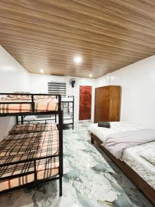 Up to 40 pax near Clark Speedway & Clark Airport