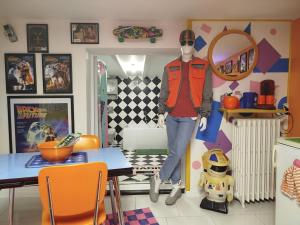 Suite rétro 80s 90s grande baignoire et jardin