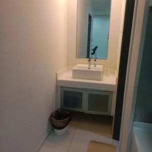 summer suites studios