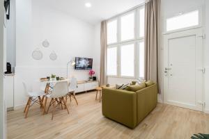 Elegante loft en Almería con zona de trabajo