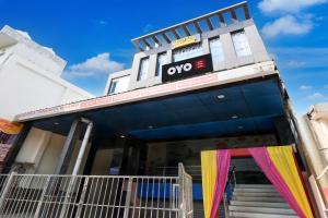 Super Hotel O Drishti Grand