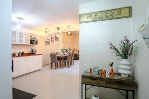 Riad 3ch, proche Médina, résidence avec piscines