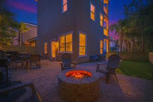 Slow MOcean by Newman-Dailey