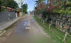 Casa Pé na areia Temporada Completa Enseada Ubatuba Garagem Churrasqueira