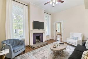 Charlton On Lafayette