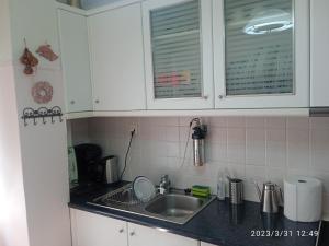 Apartment Near Acropolis And Metro