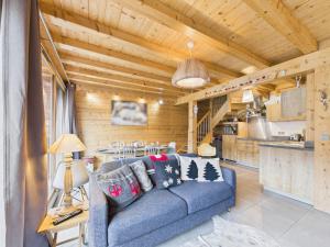 Les Gets - Appartement de Standing au Centre, Proche des Remontées Mécaniques - FR-1-623-157